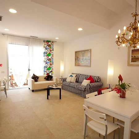 Coroleu House Barcelona Hostel Εξωτερικό φωτογραφία