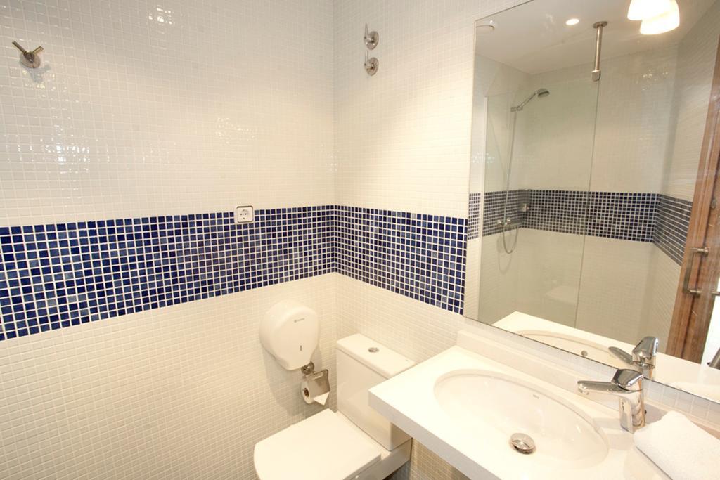 Coroleu House Barcelona Hostel Δωμάτιο φωτογραφία