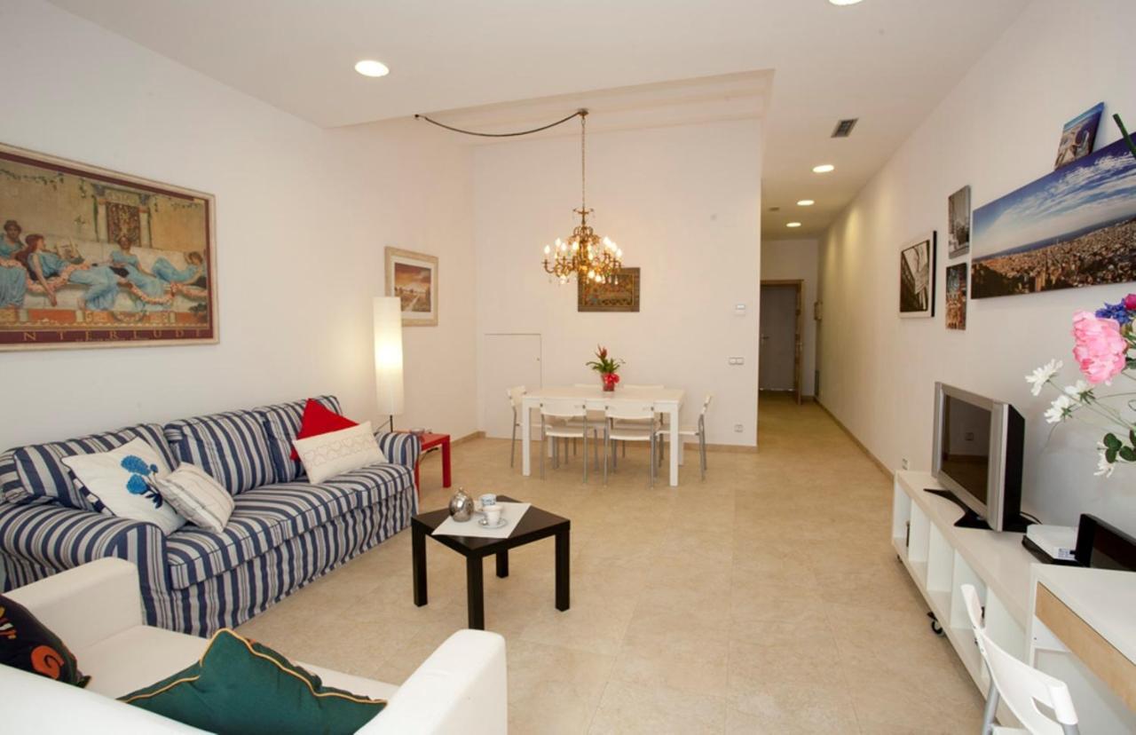 Coroleu House Barcelona Hostel Εξωτερικό φωτογραφία