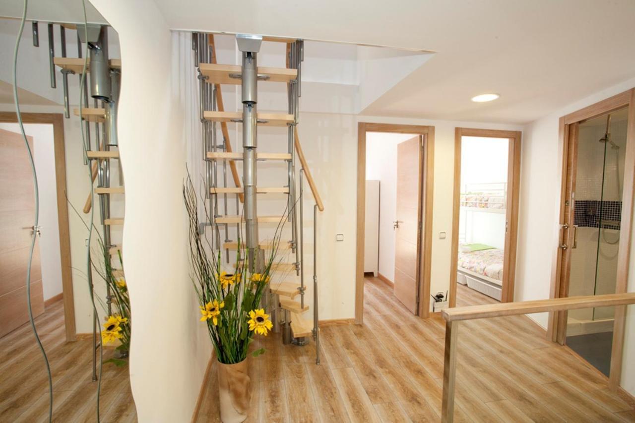Coroleu House Barcelona Hostel Εξωτερικό φωτογραφία